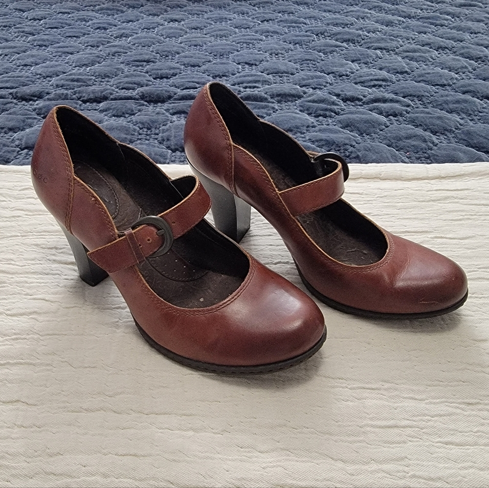 B.O.C. Healed pumps